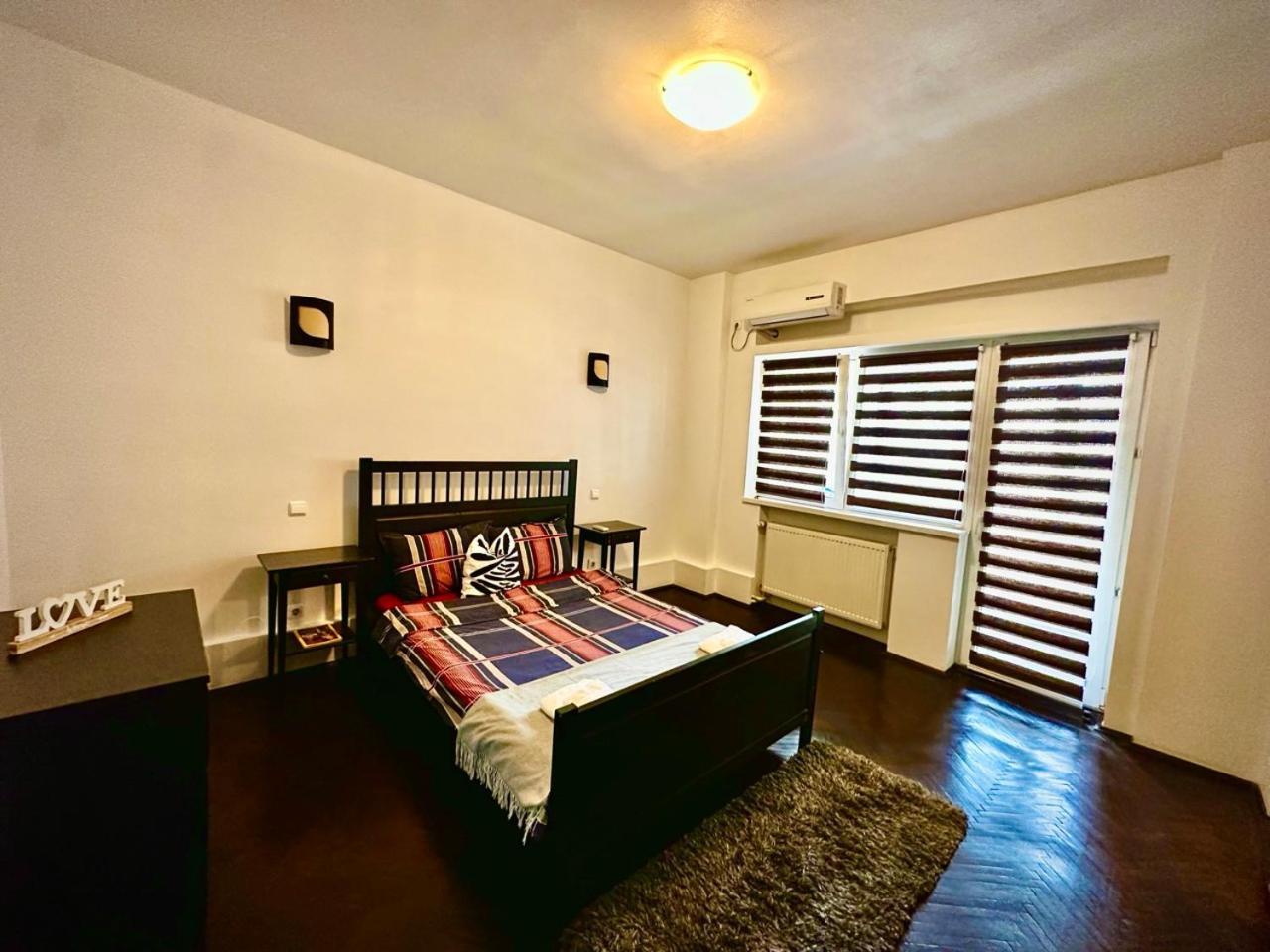 Conta Apartment Bucharest Exterior photo